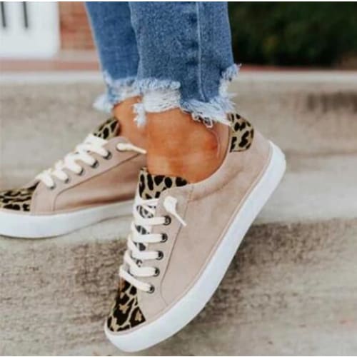 Women Lace Up Leopard Print Canvas Skate Shoes